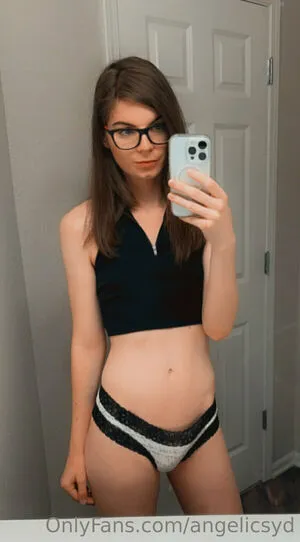Angelicsyd OnlyFans Leaked Free Thumbnail Picture - #4c3jdnXNkQ