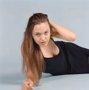 Angelina Jolie OnlyFans Leaked Free Thumbnail Picture - #4C2in7JsXk
