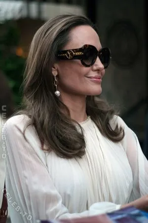 Angelina Jolie OnlyFans Leaked Free Thumbnail Picture - #4fCtkB1gbi