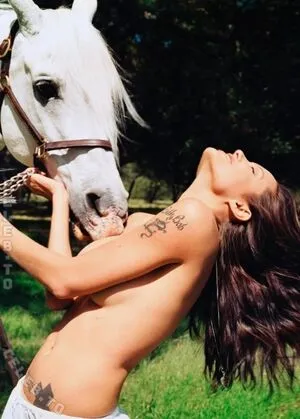 Angelina Jolie OnlyFans Leaked Free Thumbnail Picture - #4xYeAzYFMu