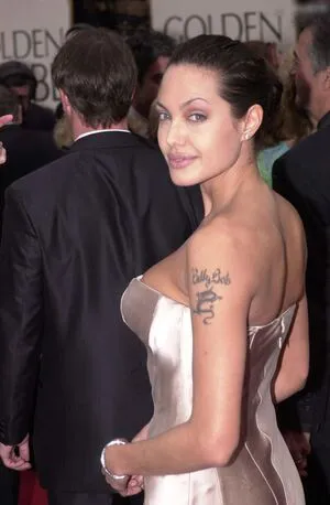 Angelina Jolie OnlyFans Leaked Free Thumbnail Picture - #8ykzczsId8