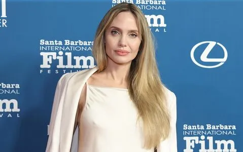 Angelina Jolie OnlyFans Leaked Free Thumbnail Picture - #XtGzHzUPAf