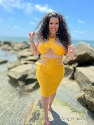 Angelinacastro OnlyFans Leaked Free Thumbnail Picture - #aPHDTxBusY