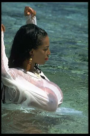 Angelique Dos Santos OnlyFans Leaked Free Thumbnail Picture - #ebGYRyAdGO