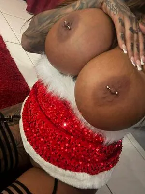 Angelique Noir OnlyFans Leaked Free Thumbnail Picture - #3PHqvyh5MJ