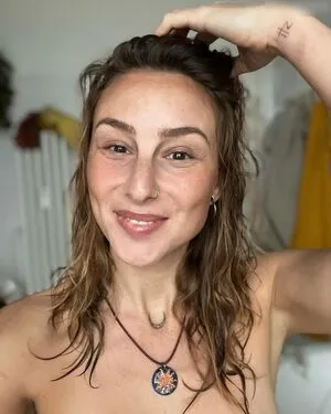 Angelique Poulain Yogarebel OnlyFans Leaked Free Thumbnail Picture - #7XU9MEKS1A
