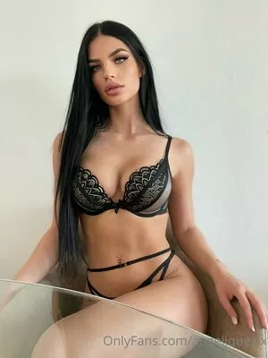 Angelique.vx OnlyFans Leaked Free Thumbnail Picture - #tXUuae59Ud