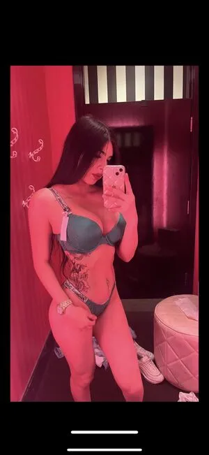 Angeliquevalenziah OnlyFans Leaked Free Thumbnail Picture - #L70Mg4aPND