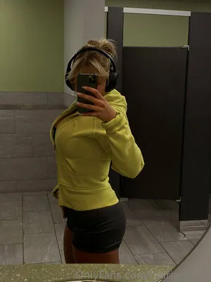 Angelmariah1111 OnlyFans Leaked Free Thumbnail Picture - #KNzi6pojS5