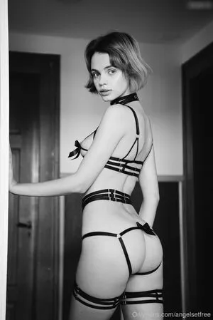Angelsetfree OnlyFans Leaked Free Thumbnail Picture - #faBUpXOzLz