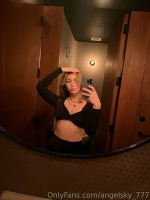 Angelsky OnlyFans Leaked Free Thumbnail Picture - #Ng21NhGiCN
