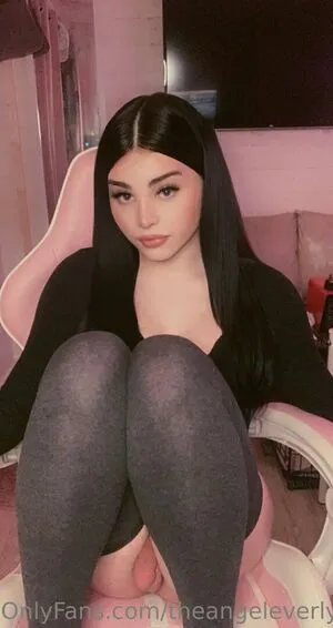 Angelvioletxo OnlyFans Leaked Free Thumbnail Picture - #O45Um62WGH