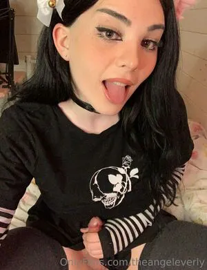 Angelvioletxo OnlyFans Leaked Free Thumbnail Picture - #NGj8kdguWV