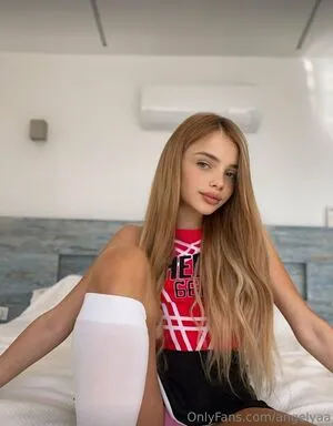 Angelyaa OnlyFans Leaked Free Thumbnail Picture - #kITHEd1S5W