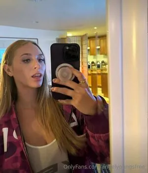 Angelyoungsfree OnlyFans Leaked Free Thumbnail Picture - #0Jj0xAlaoL