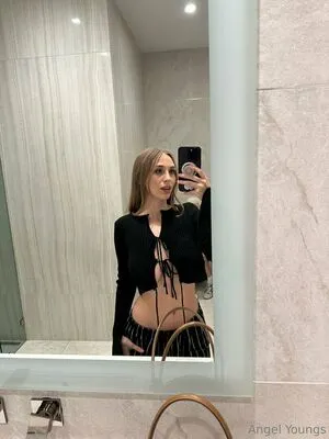 Angelyoungsxxx OnlyFans Leaked Free Thumbnail Picture - #kQbdvyR4MA