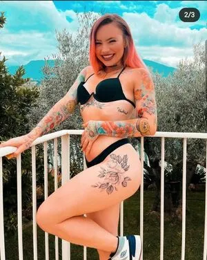 Angie Corine OnlyFans Leaked Free Thumbnail Picture - #SmWMAaG5LL