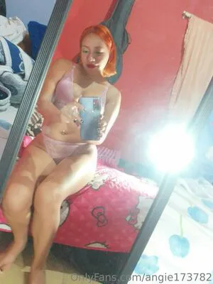 Angie173782 OnlyFans Leaked Free Thumbnail Picture - #jjJaEEon9F