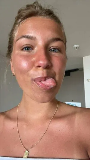 Aniela Leon OnlyFans Leaked Free Thumbnail Picture - #0Kb2poJEFh