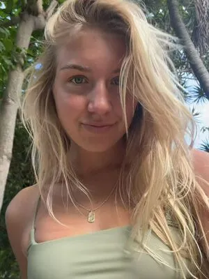 Aniela Leon OnlyFans Leaked Free Thumbnail Picture - #0MjP143m13