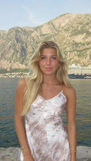 Aniela Leon OnlyFans Leaked Free Thumbnail Picture - #0uFiztJFi1