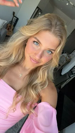 Aniela Leon OnlyFans Leaked Free Thumbnail Picture - #42SMRk2DFb