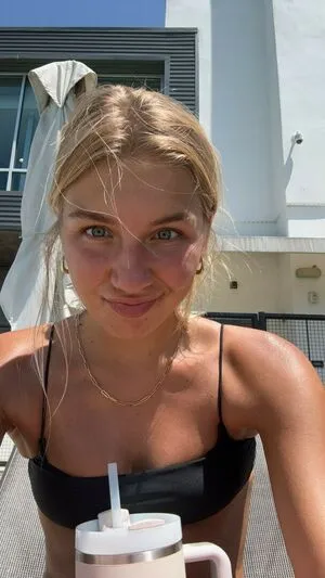 Aniela Leon OnlyFans Leaked Free Thumbnail Picture - #5AkpjK51Ct