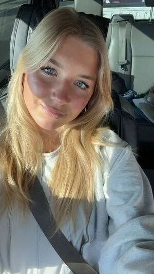 Aniela Leon OnlyFans Leaked Free Thumbnail Picture - #7UpBNM8f2B