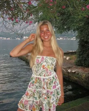 Aniela Leon OnlyFans Leaked Free Thumbnail Picture - #8oO3QqmmXm