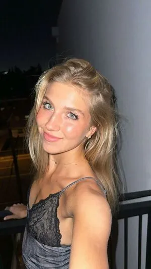 Aniela Leon OnlyFans Leaked Free Thumbnail Picture - #8r5oG2wd4F