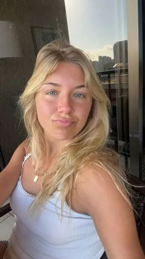 Aniela Leon OnlyFans Leaked Free Thumbnail Picture - #C4xDUThiaB