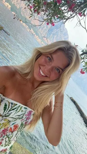 Aniela Leon OnlyFans Leaked Free Thumbnail Picture - #CN9wkjMZvZ