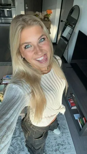 Aniela Leon OnlyFans Leaked Free Thumbnail Picture - #FOkvP2acaA