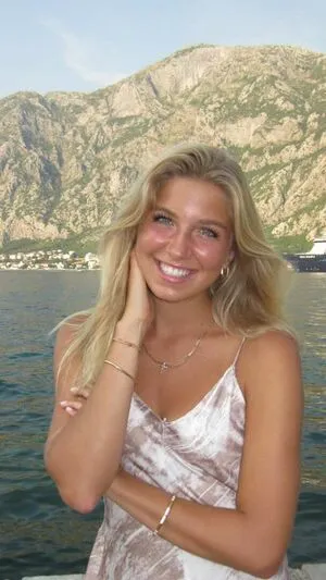 Aniela Leon OnlyFans Leaked Free Thumbnail Picture - #G1nE1VUaO2