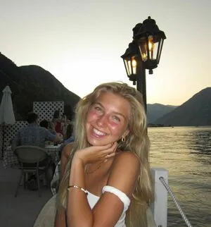 Aniela Leon OnlyFans Leaked Free Thumbnail Picture - #IDvbSvl5oK