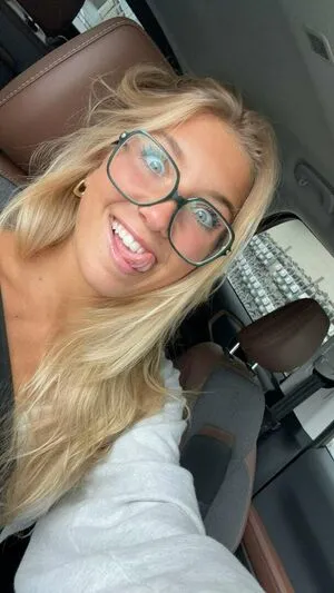 Aniela Leon OnlyFans Leaked Free Thumbnail Picture - #PF2RqKluoX