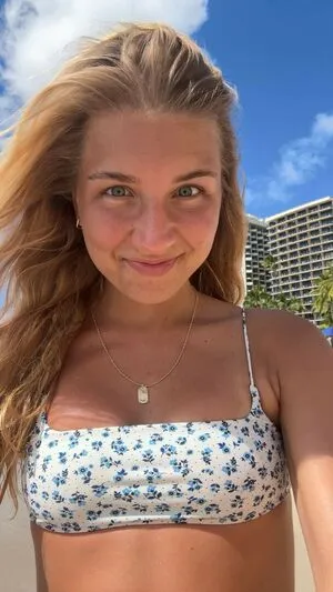 Aniela Leon OnlyFans Leaked Free Thumbnail Picture - #SzJaDuARwi