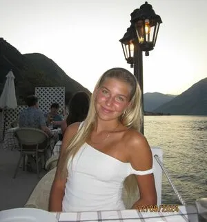 Aniela Leon OnlyFans Leaked Free Thumbnail Picture - #V2w1QU20hs