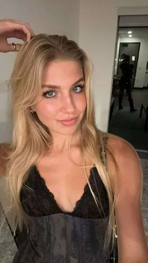 Aniela Leon OnlyFans Leaked Free Thumbnail Picture - #V7bu04Y4wG