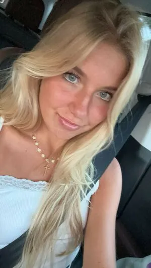 Aniela Leon OnlyFans Leaked Free Thumbnail Picture - #Y8KM0yY1nV