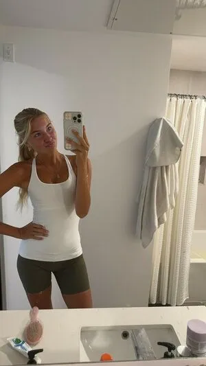 Aniela Leon OnlyFans Leaked Free Thumbnail Picture - #ZYDfRwEOwo