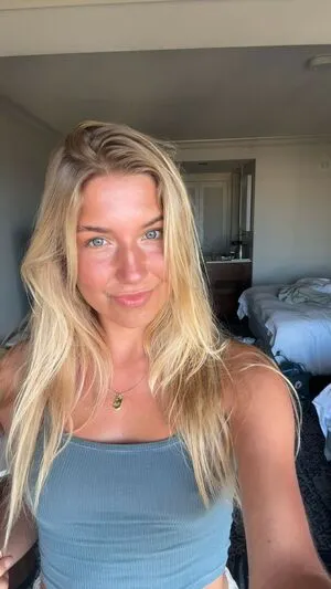 Aniela Leon OnlyFans Leaked Free Thumbnail Picture - #b8NQSbnAsy