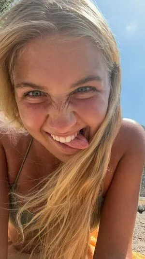 Aniela Leon OnlyFans Leaked Free Thumbnail Picture - #dJfMO69Lg8