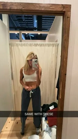 Aniela Leon OnlyFans Leaked Free Thumbnail Picture - #dJqHtRrA8D