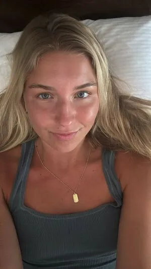 Aniela Leon OnlyFans Leaked Free Thumbnail Picture - #dROnvgnOcR