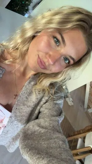 Aniela Leon OnlyFans Leaked Free Thumbnail Picture - #dyxPzQpd34