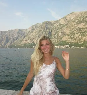 Aniela Leon OnlyFans Leaked Free Thumbnail Picture - #f5cOuHwbSD