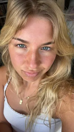 Aniela Leon OnlyFans Leaked Free Thumbnail Picture - #nAqKzyOUqk