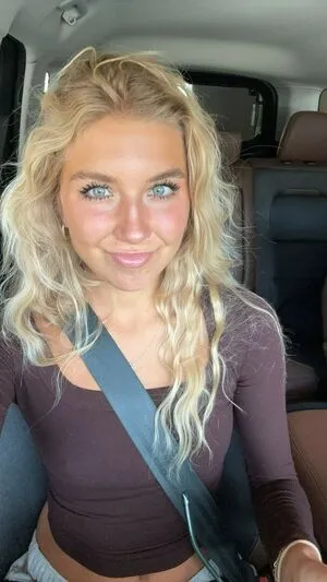 Aniela Leon OnlyFans Leaked Free Thumbnail Picture - #pb4aLCH7vh