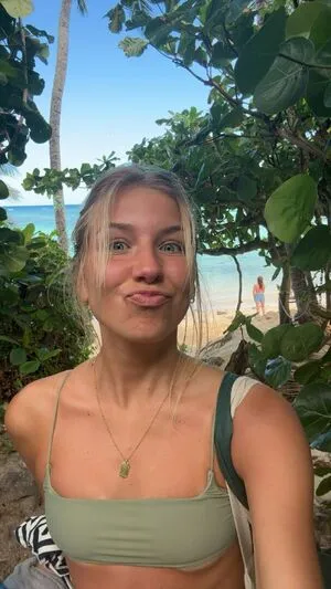 Aniela Leon OnlyFans Leaked Free Thumbnail Picture - #rPid1wUbUq